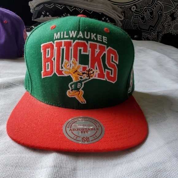 Mitchell & ness snapbacks - Picture 4 of 6